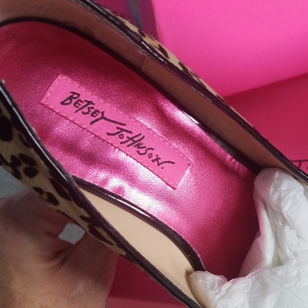 Betsey Johnson leopard pony fur heels - Picture 6 of 8